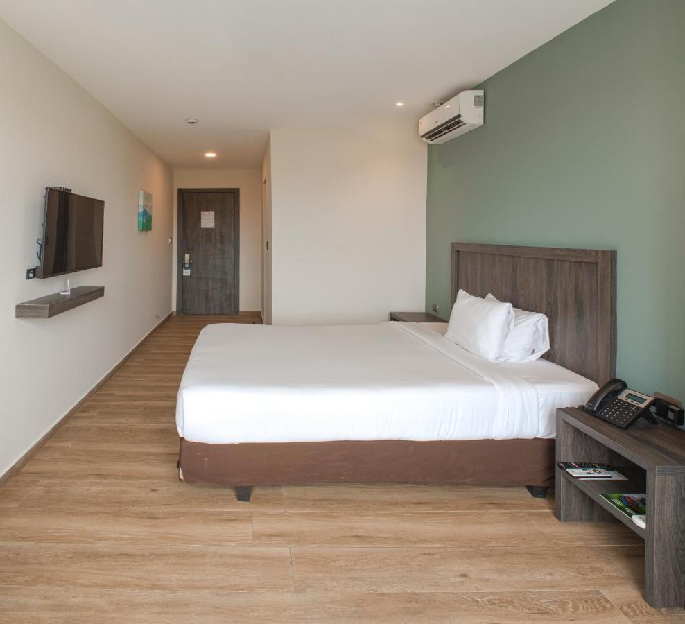 Reec Machala By Oro Verde Hotels Buitenkant foto